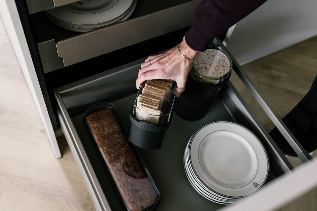 JQ Ontbijtset inclusief Beschuitbus, Ontbijtkoek en Cracker bewaardoos